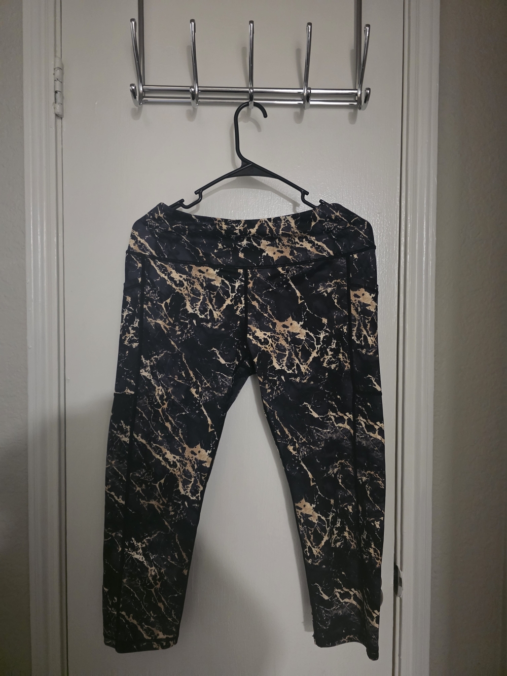 Constantly Varied Gear Black & Gold Marble-Print Jeggings